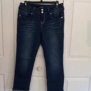 Wallflower jean capris, Size 9